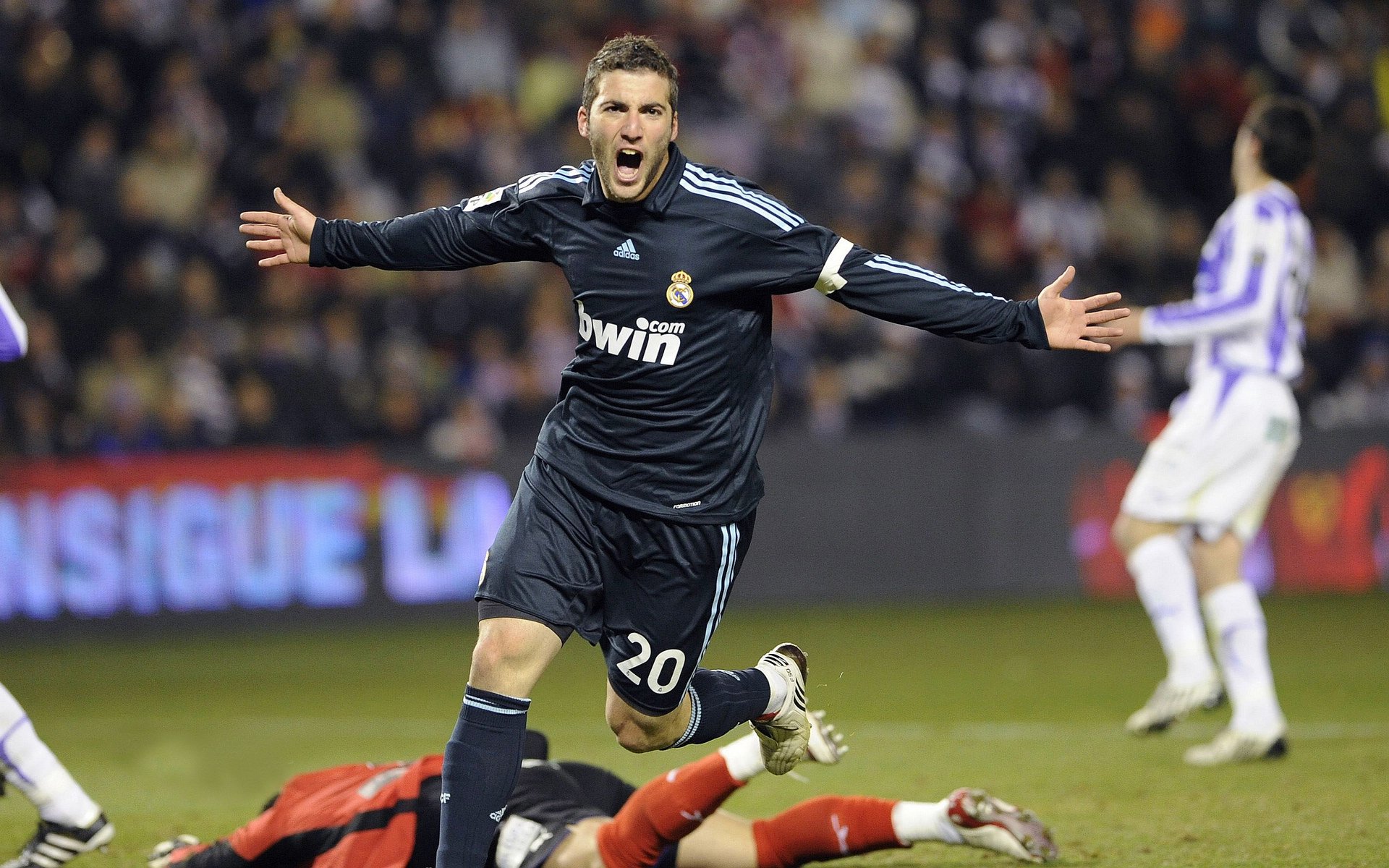 kaiyun体育综合-《ApexLegends》“极夜风暴”升级版上线，战术不断突破！